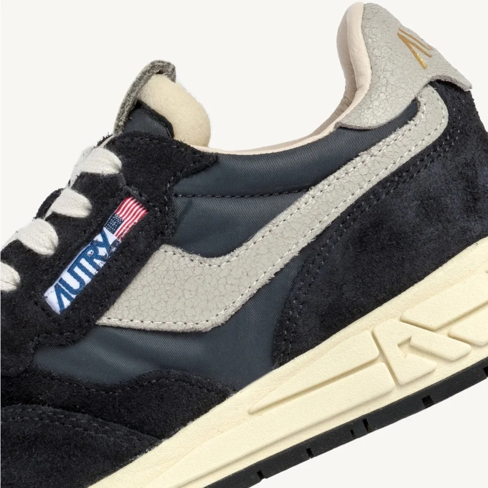 Retro Runner Women's Sneakers in Black and Cream